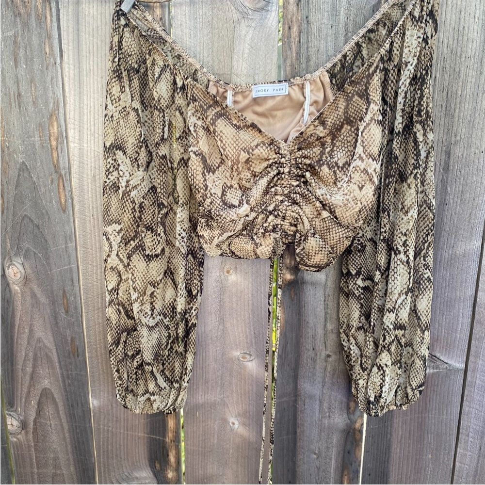 Emory park snake print long sleeve crop top